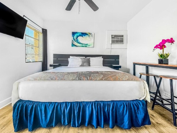 Hollywood Beach Hotels image 30